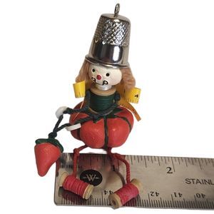 Sew Sweet Angel Hallmark Keepsake Ornament 2001 Sculpted by Sue Tague